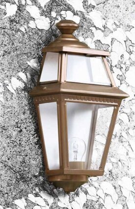 Place des Vosges 02.03.| flache Messing-Wandleuchte von Roger Pradier